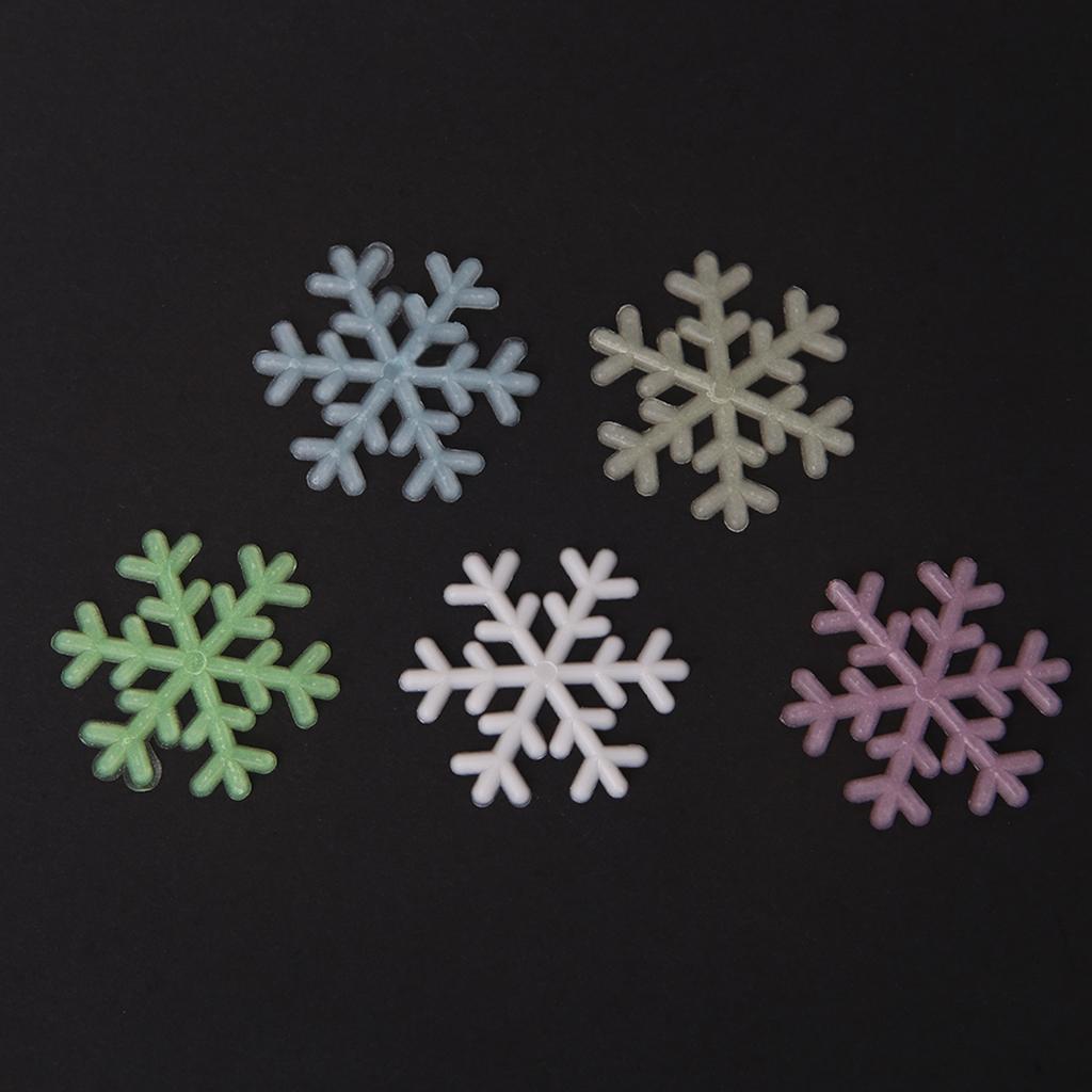 50Pcs 3D Luminous Snowflake Glow In The Dark Light Home Garden Fluorescent Decal