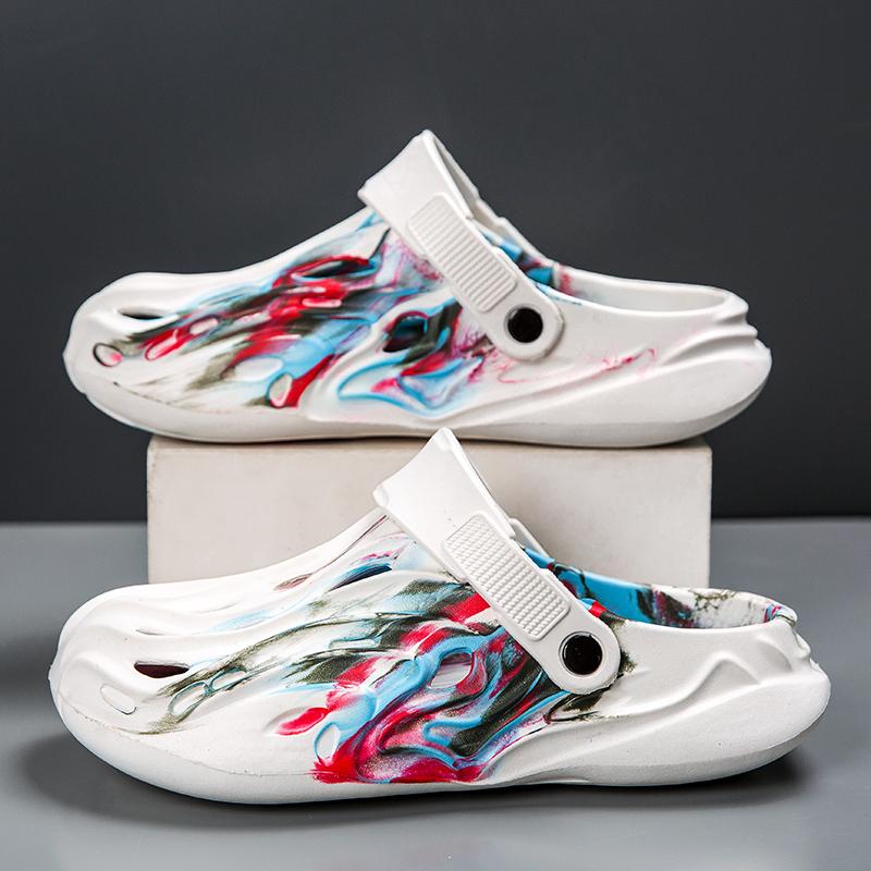 Fashion Summer White Men Slippers Trend Slides Outdoor Garden Clog Waterproof Beach Sandals Street Flip Flops Indoor Home Shoes 40-45