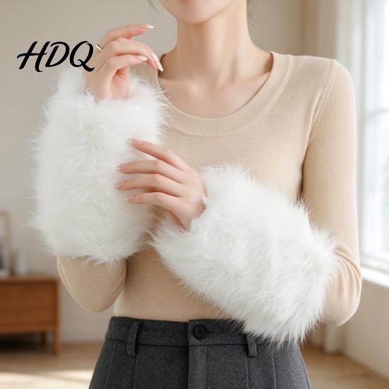 Stylish Plush Cuff Sleeves 1 Pair Faux Fur Wrist Cuffs for Women Fluffy Fox Arm Elegant Winter Accessories Warmers with Satin Lining Warm