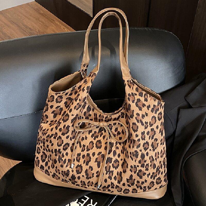 

сумка женская леопардовый принт ретро通勤 портативная сумка-тоут новая замшевая на плечо подмышку сумка-мессенджер коричневый