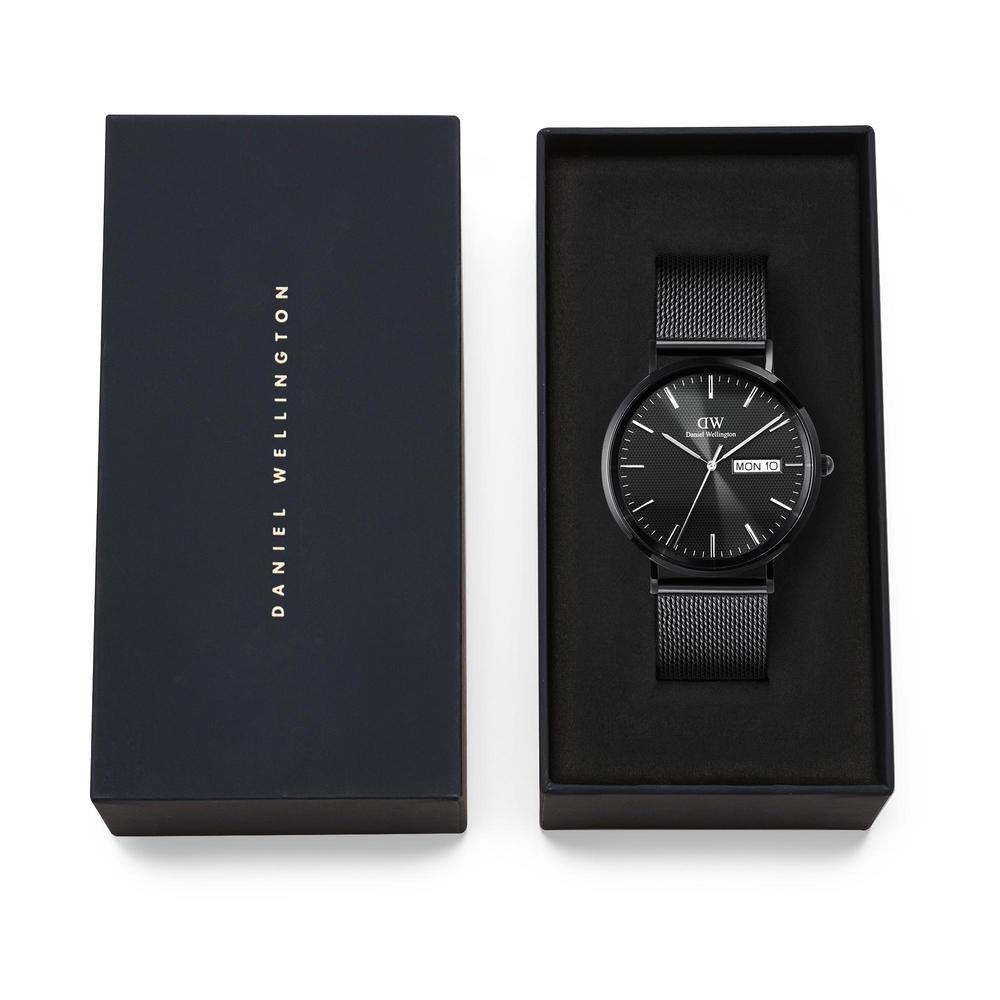 Danielwellingteon Classic Day Display Onyx Day-Date Black Metal Wristwatch