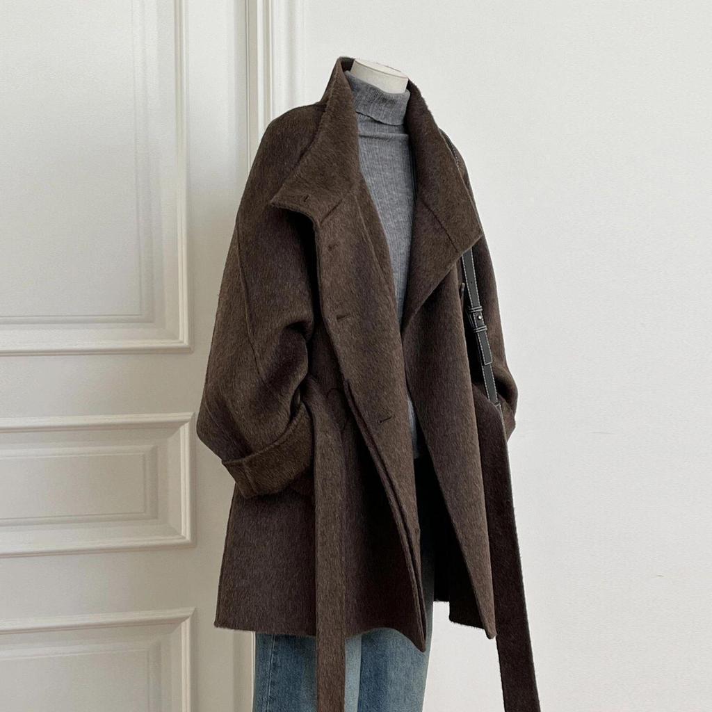 Trendy Women's Wool Coat 2025: Petite Hepburn Style Autumn/Winter Jacket