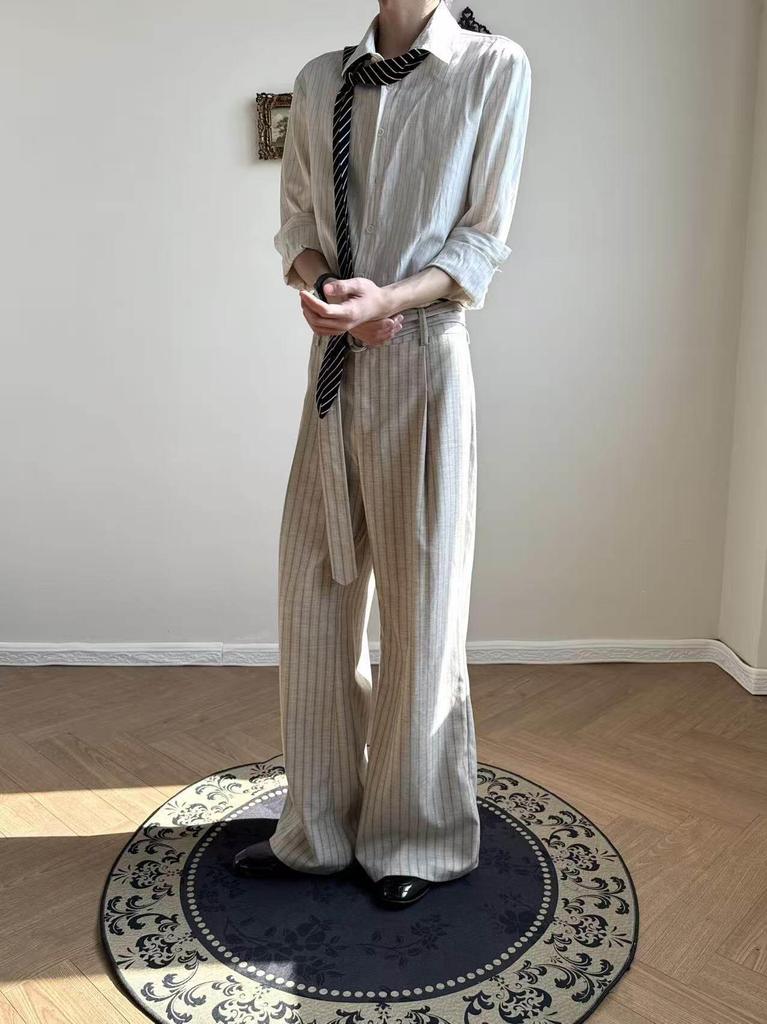 Retro Striped Wide-Leg Pants: Loose, Relaxed Old Money Style.