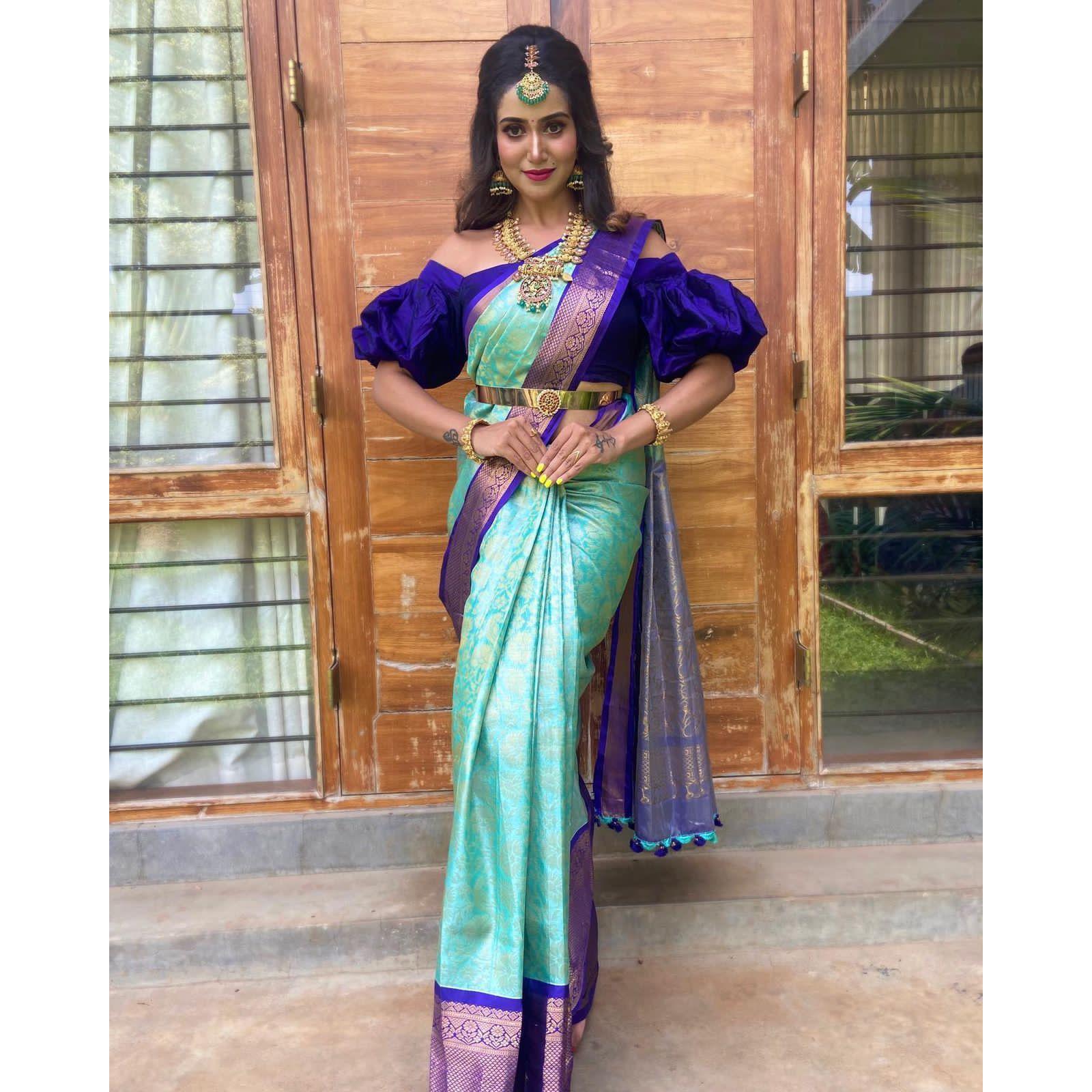 

Женские сари Banarasi Kanjivaram из мягкого шелка Lichi с блузкой