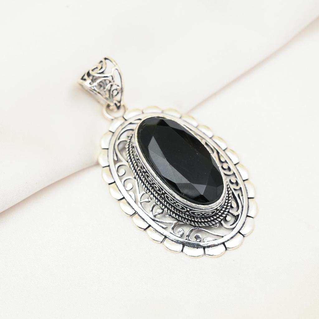 Czarny Spinel Wisiorek, 925 Solidny Srebrny Wisiorek Ręcznie Robiona Biżuteria z Kamieniami Szlachetnymi, Prezenty Dla Żony Zupełnie Nowy Wisiorek