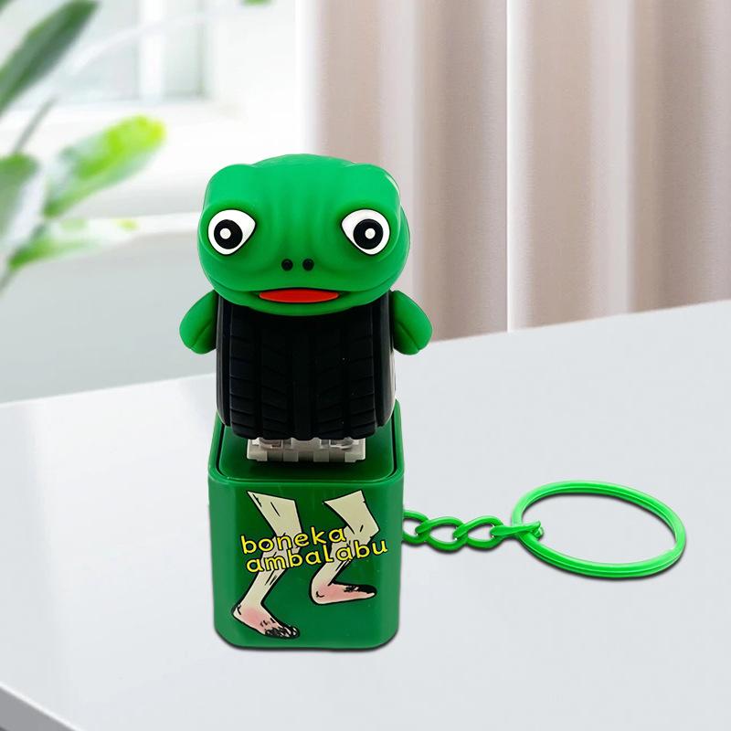 Chaveiro de Botão Homem Palito de Madeira Não Tóxico 3Dnew Tralalero Tralala Tungtungtung Com Pingente Luminoso - Decoração Periférica de Anime Presente Brinquedos