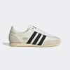 Japan [KI3030-OWHITE/CBLACK/GOLDMT]