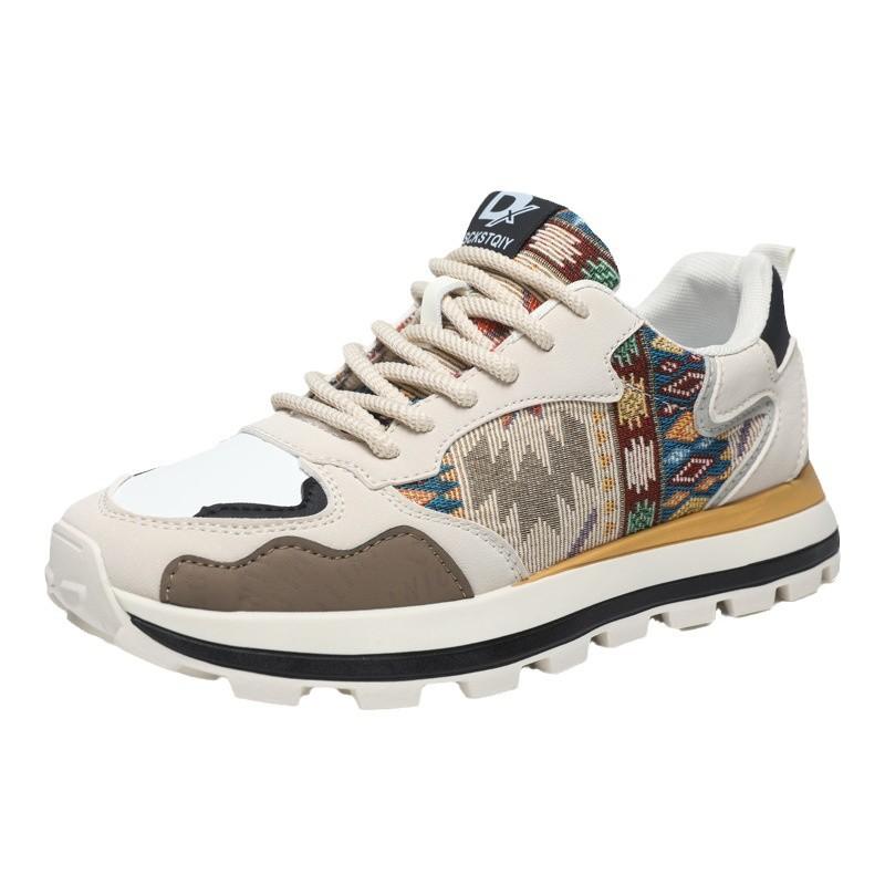 Herbst und Winter 2025 neue Herrenschuhe trendige Mode Druck Stickerei Sport- und Freizeitschuhe bequeme dicke Sohlen Schuhe mit Absatz Herren