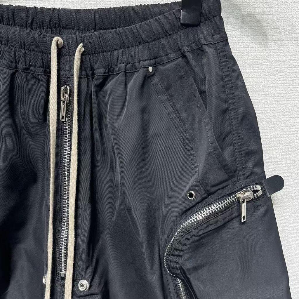 Dark Series RO Men's Cargo Shorts: Multi-Zipper, Big Pocket Design, Regular Fit, Mid-Length for Summer.