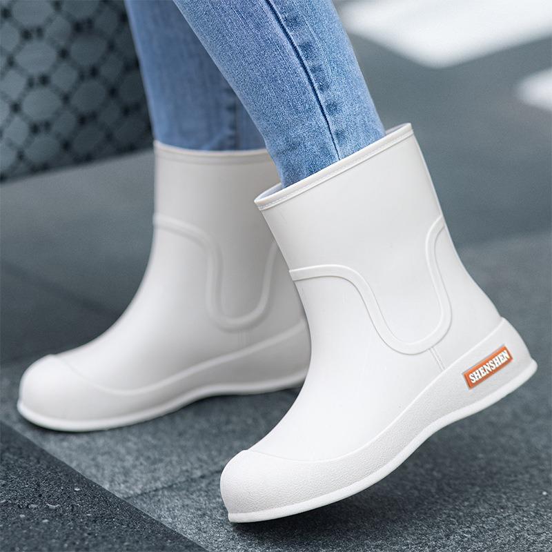 New Rain Shoes Women's Dopamine Cute Short Waterproof Rain Boots Casual Soft-soled Camping Treading Water Non-slip Wear-resistant Water Shoes