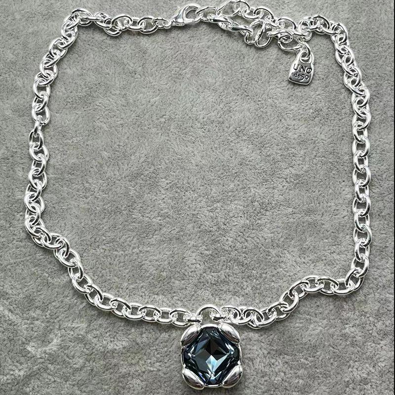 Exquisite Women s Romantic Necklace: High-Quality Gift Boxed 2024 Bestseller by UNOde50 42cm