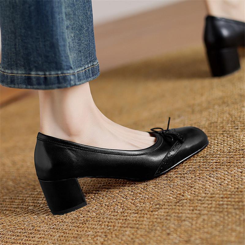 Fashion New Spring/Summer Genuine Leather Women Pumps Shoes for Women Fashion Brogue Designs Round Toe Loafers Shoes Women High Heels