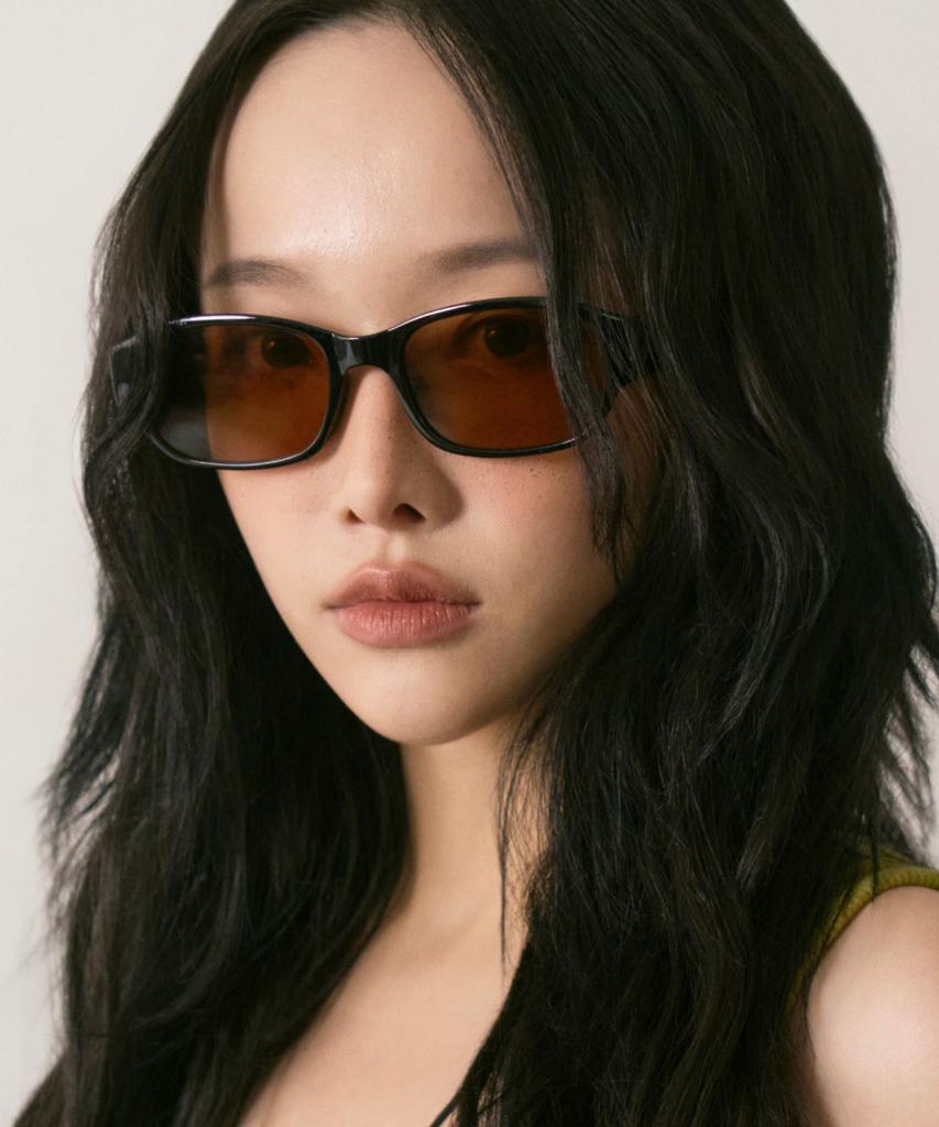 Hangeul Cali Flat Sunglasses Brown