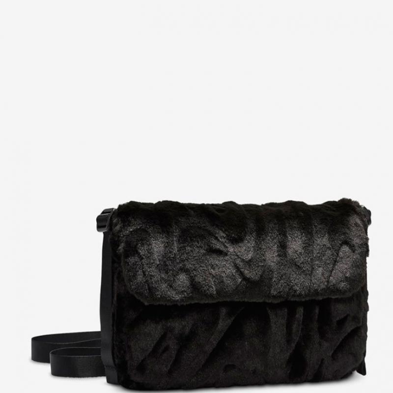 Domestic Store Nike Bag Futura 365 Faux Fur Crossbody Bag 1l Fz1326 010 S2411