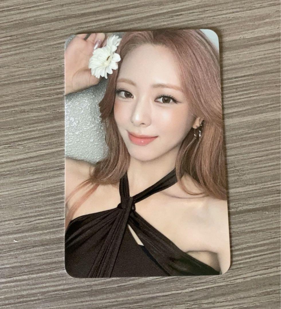 

[USED] itzy GWGB withmuu bonus trading card Yuna