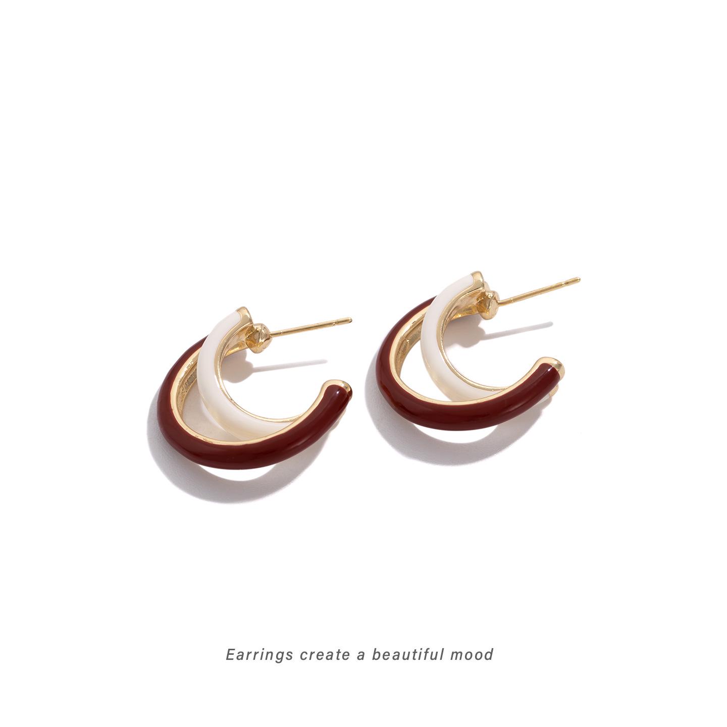 Retro Elegant Double C Shape Ear Clips for Non-Pierced Ears - Versatile and Stylish Design