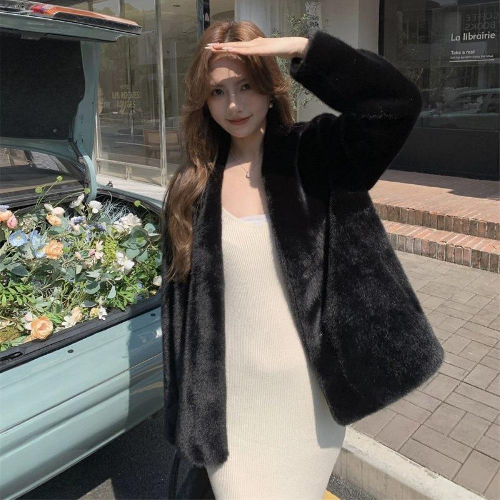 Winter Nerzpelz Kurzer V-Ausschnitt Mantel Pelz und Pelz Einteiler Nerzplüsch Umweltfreundlicher Pelz Pelzmantel für Damen