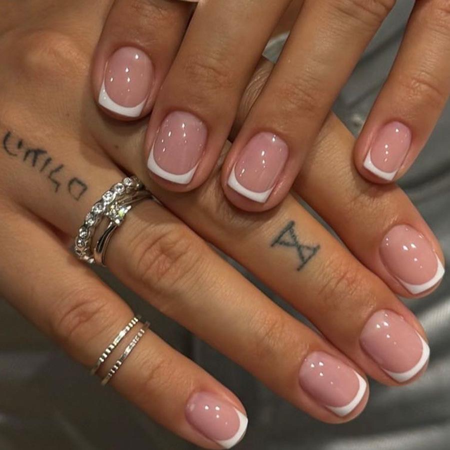 24 stuks Franse Korte Vierkante Kunstnagels met Gouden Rand Design Eenvoudige Ballet Press-On Nepnagels voor Meisjes
