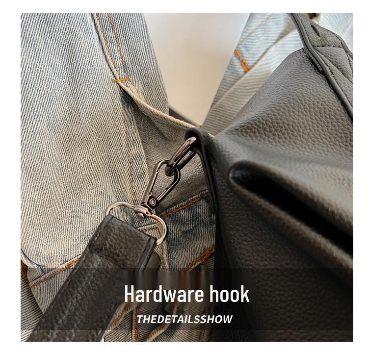 Large Capacity Women's Solid Color Korean Style Fashion Tote Shoulder Bag