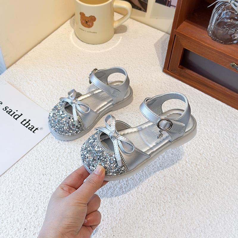 Girls Sandals 2025 Summer New Children's Princess Shoes Girls Bag Head Crystal Shoes Soft Sole Baby Girl Beach Shoes