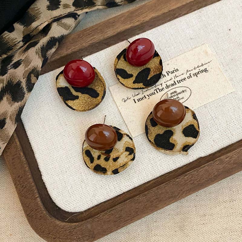 Retro Leopard Print Round Stud Earrings for Women Girls 2026 New Trendy Geometric Circular Earrings Wedding Jewelry Gifts