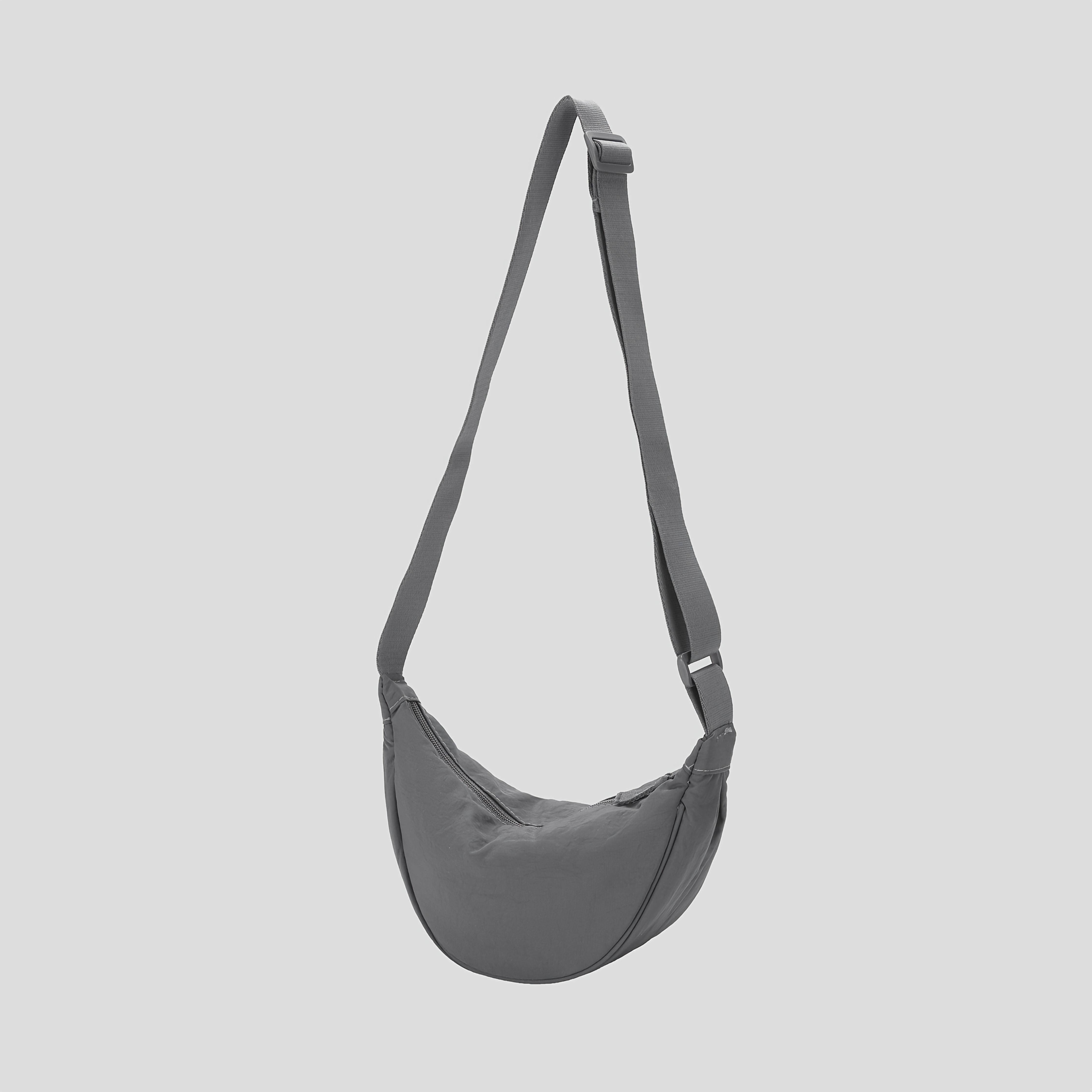 

Casual Crescent Moon Zippered Crossbody Bag, Solid Color, Adjustable Strap, Urban Style Shoulder Bag with Polyester Lining for Daily Use and Sports