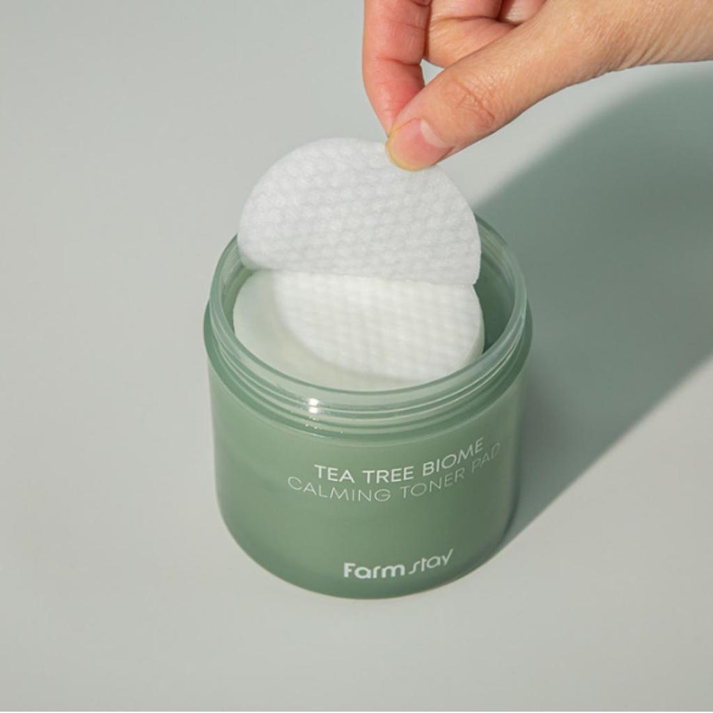 Farmstay Teebaum Biome Beruhigende Toner-Pads 140ml (70 Pads)