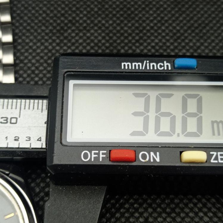 USED VINTAGE SEIKO 5 AUTOMATIC JAPAN MENS DAY/DATE BLACK WATCH 608g-a316347-9 SKU608g-a316347