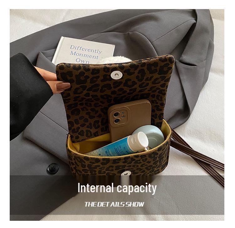 Leopard Print Parent-Child Crossbody Bag: 2025 New Cartoon Cat Design, Mini Phone Holder for Kids