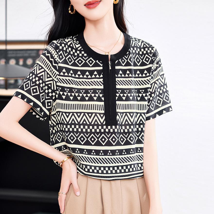 Fashion Silk Top Women's Short-sleeved Summer Wear New Temperament Thin Shirt Mulberry Silk T-shirt