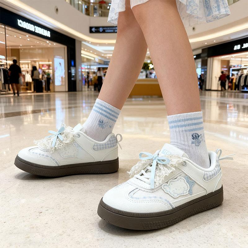 High value Korean thick baseplate shoes women's 2025 new versatile INS trendy little white shoes with skirts casual women's shoes