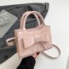 Premium sweet bow bag women's new niche handbag shoulder messenger bag small square bag