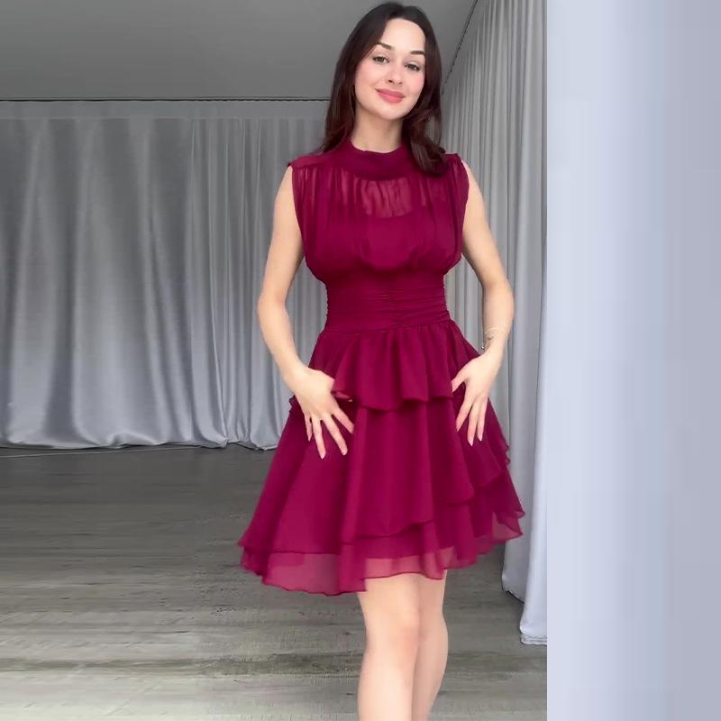 

2024 Лето Европейский и Американский Чистый Шик Стиль Завязка на талии Французский Круглый вырез Короткое платье S вино красного