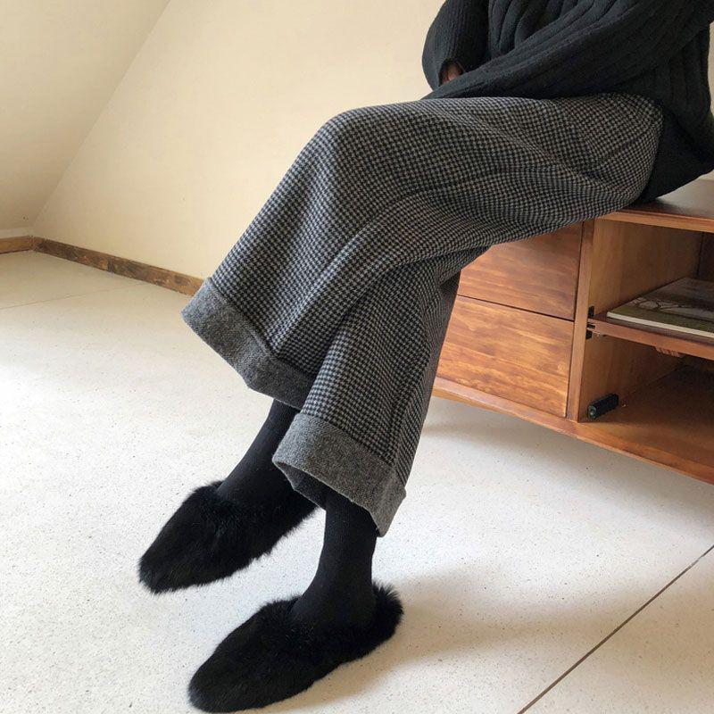 

Women s Personalized Houndstooth Wool-Blend High-Waist Wide-Leg Pants for Spring/Autumn - Retro Loose Fit with Pockets. S