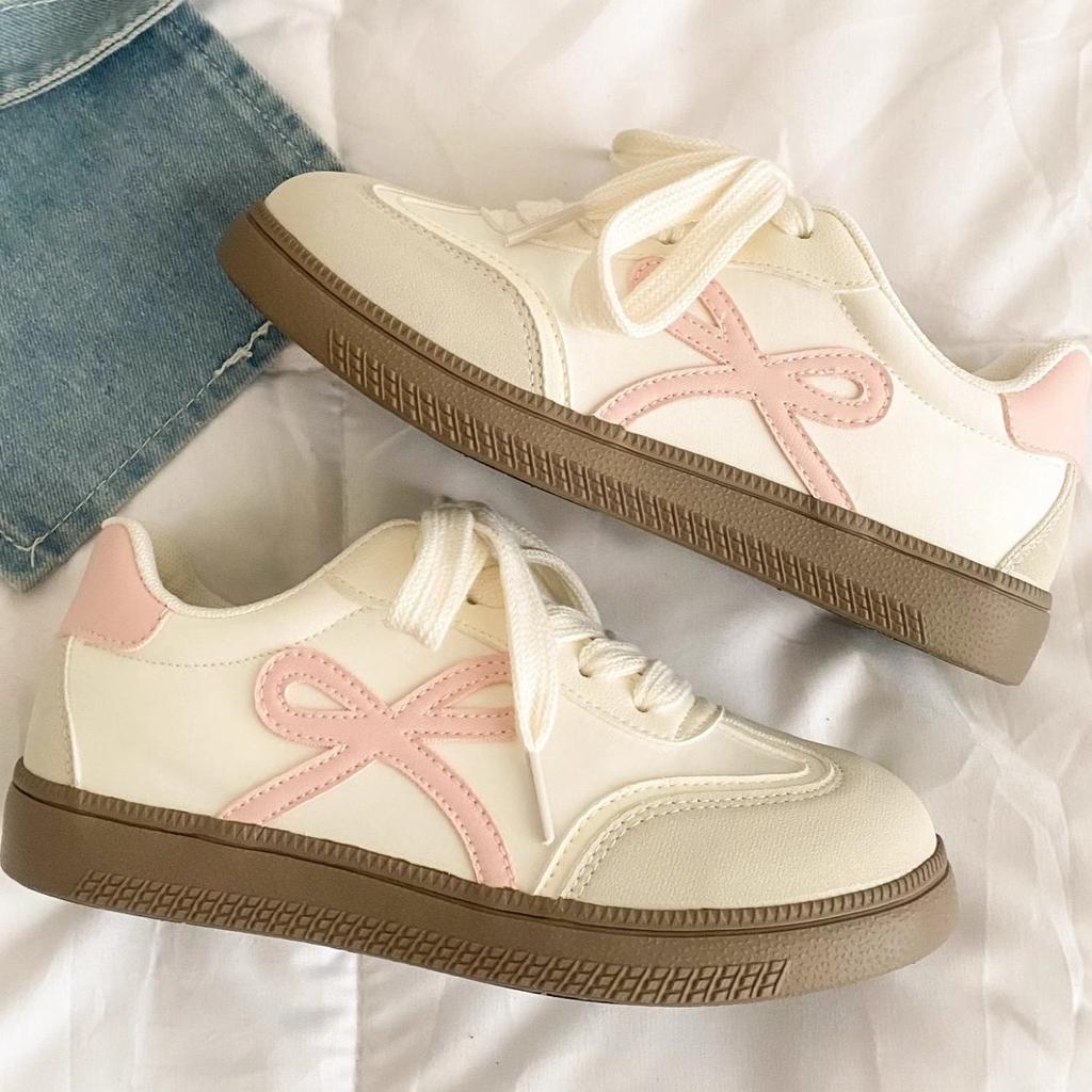 Sweet little white shoes women's spring and summer new versatile niche design lightweight student board shoes