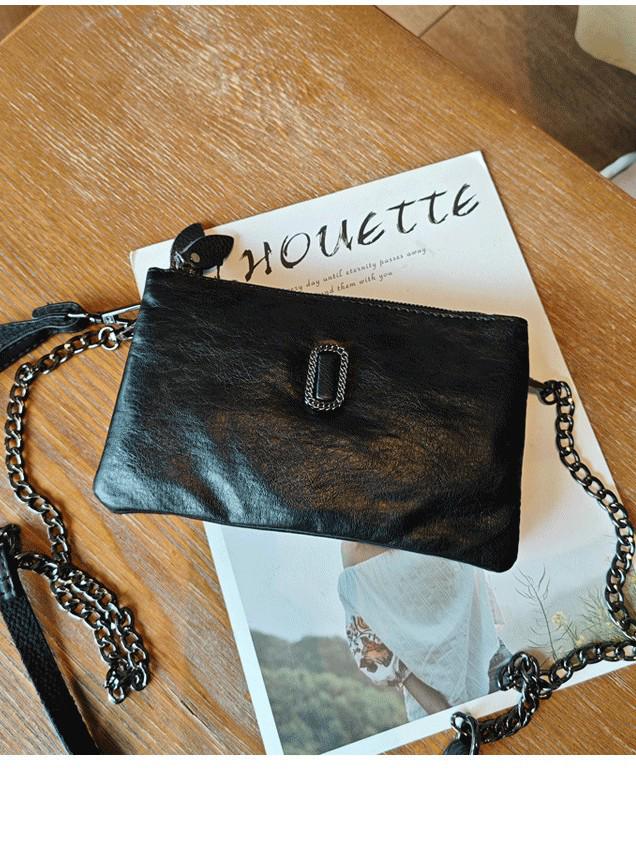 Summer 2025 Women's Crossbody Bag: Fashionable Double-Layer Mini Chain Bag for Mobile Phones & Mom Essentials.