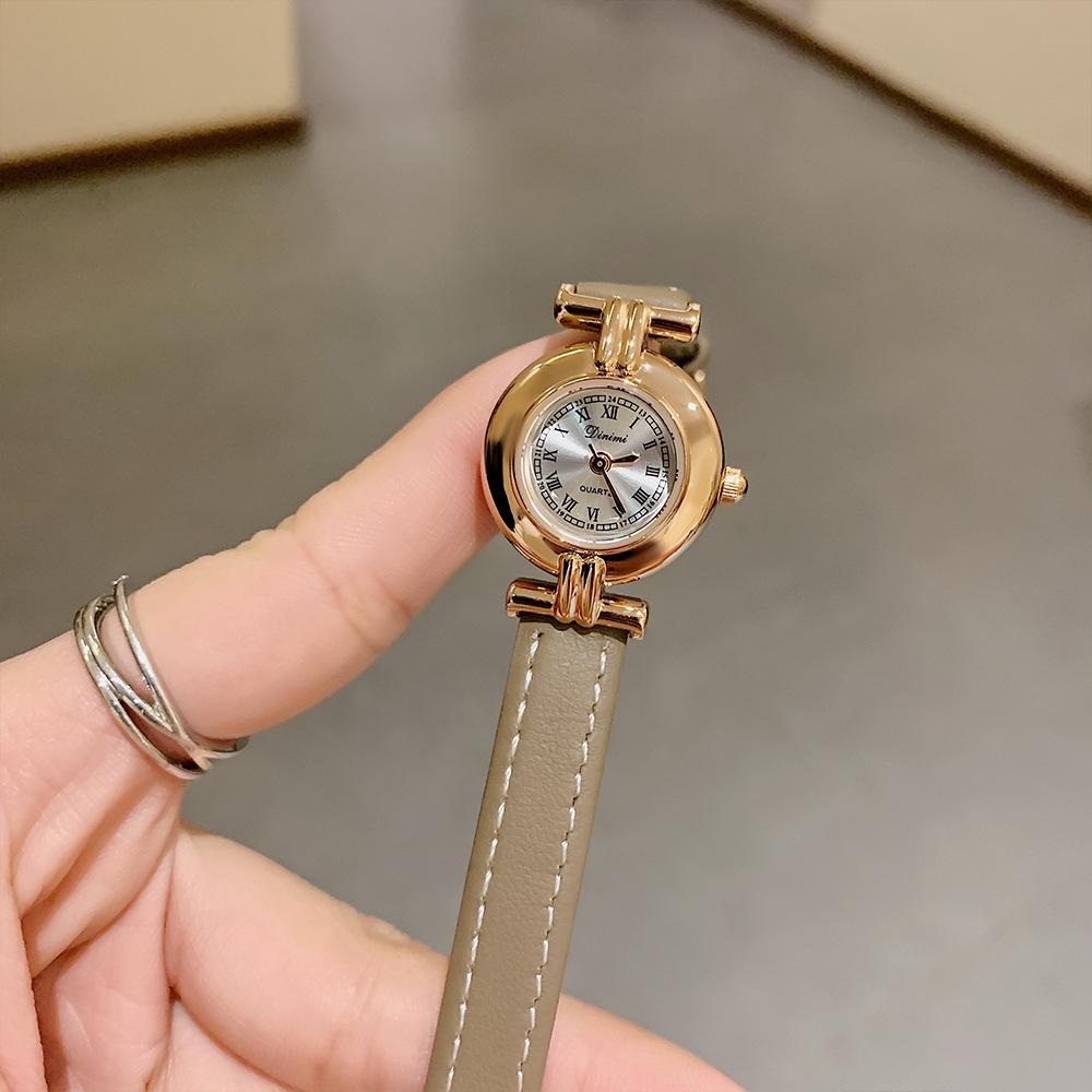 Новые модные женские кварцевые часы Temperament Disc Retro с римскими цифрами на поясе