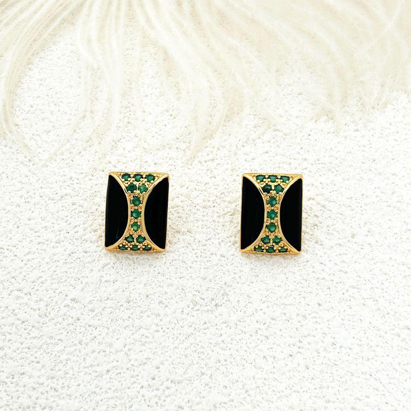 

High-End Quadrilateral Micro-Inlaid Zircon Versatile Stud Earrings For Women золотий