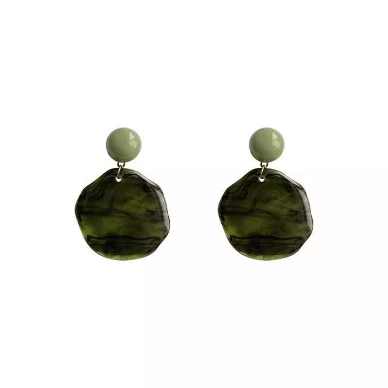 Boucles d'oreilles à clous exagérées Ombré Vert Olive Rétro Hong Kong: Design Tendance et Unique 2024