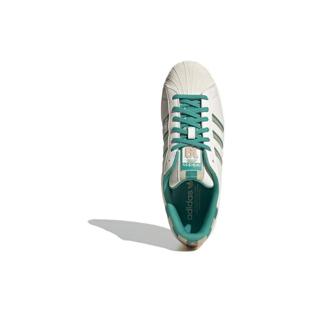 Adidas Originals Superstar Series Comfortable Versatile Slip-Resistant Lightweight Low-Top Skate Shoes Unisex Sneakers White Green IE2931