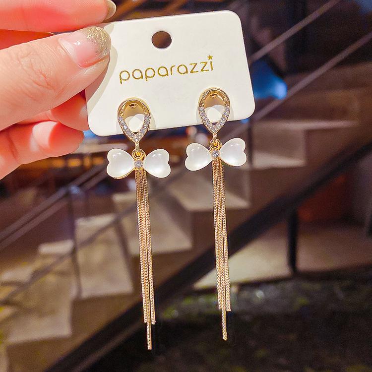 

Серьги в корейском стиле с золотым сердцем, бантом и кисточкой, с серебряной иглой S925 и камнем «кошачий глаз»