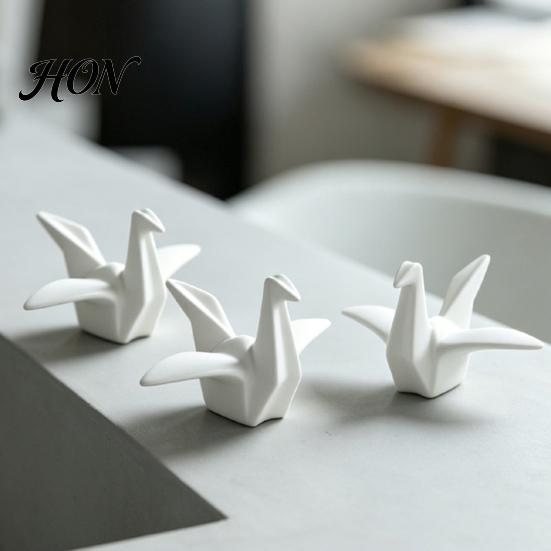Mantelpiece Decorative Item Geometric Origami Cranes Figurine, Modern Sculpture, Minimalist Shelf Decoration Bird Accent, Nordic Creative Sculpture