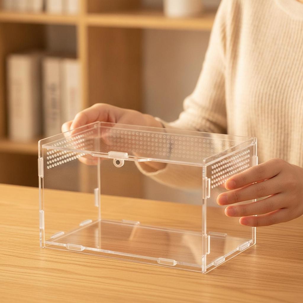 Transparent Acrylic Display Box with Assembled Panels Clear Reptile