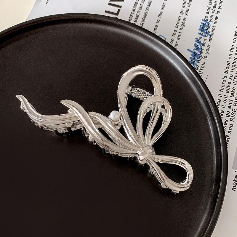 

1 шт. металлическая заколка-бант для волос, новая жемчужная заколка на затылок, большой размер, ощущение высокого класса, заколка для волос с женским дизайном, заколка-акула