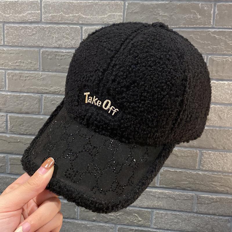 Autumn and Winter Season Embroidered Letter Baseball Cap for Women with Large Head Circumference and Wide Brim To Show Off The Face, Duckbill Hat