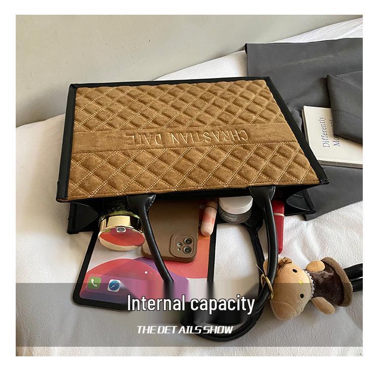 Women's Large Capacity Fashionable Handbag - 2025 Autumn Trend, Versatile High-End Shoulder Bag