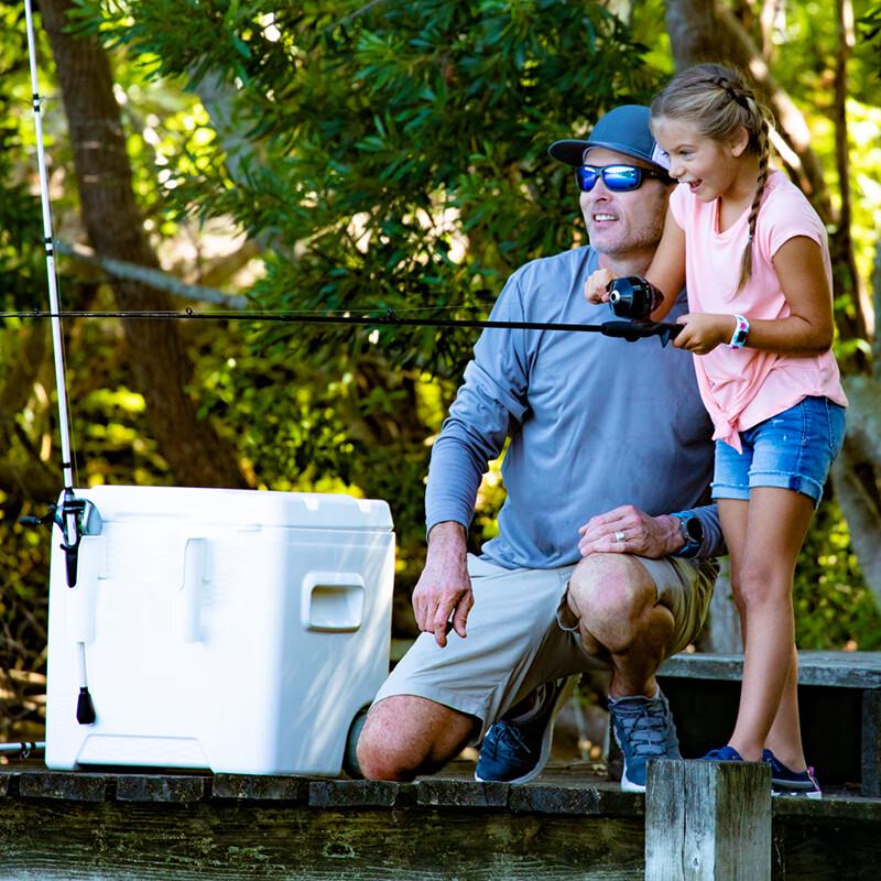 Garmin STRIKER Cast Fish Finder