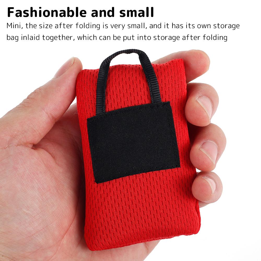Mini Pocket Picnic Blanket Outdoor Pocket Blanket Foldable Compact Mat Portable Lightweight Picnic Mat Waterproof Pad 110x70cm