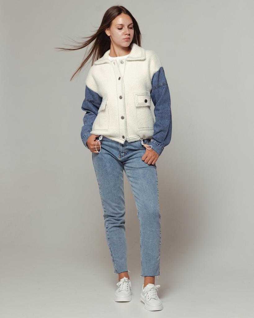 Butella 14943 Milky Button-down Sweater