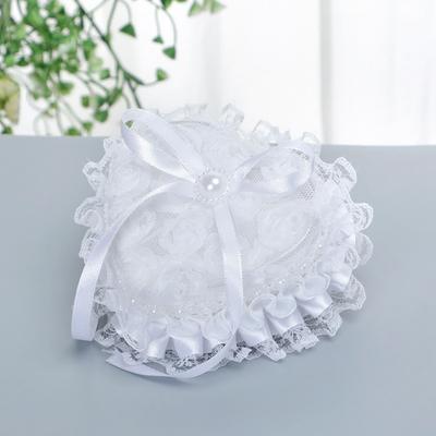 Wedding Ring Pillow Heart Box, White Romantic Lace Pearl Ring Box Holder with Ribbon for Wedding Ceremony Ring Bearer